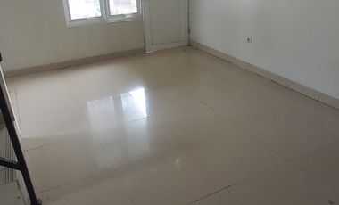 Rumah Siap Huni Komplek area Ciputat Timur, 1.6km ke Jalan Raya Cirendeu