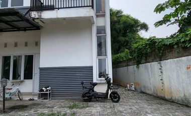 Rumah Siap Huni Komplek area Ciputat Timur, 1.6km ke Jalan Raya Cirendeu