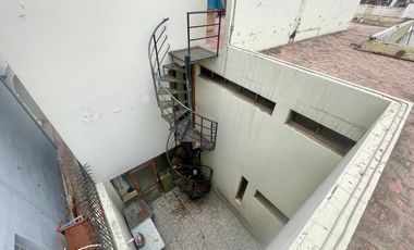 Se Alquila Casa Comercial En Av. Independencia Con La Salle