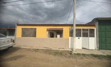 VILLAMIL PLAYAS ALQUILO CASA DE UNA PLANTA EN URBANIZACION REFUGIO DEL MAR