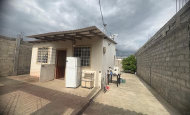 VILLAMIL PLAYAS ALQUILO CASA DE UNA PLANTA EN URBANIZACION REFUGIO DEL MAR