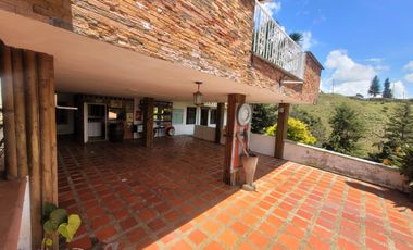 SE ARRIENDA/VENDE FINCA EN MARINILLA ANTIOQUIA