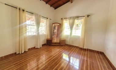SE ARRIENDA/VENDE FINCA EN MARINILLA ANTIOQUIA