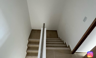 SE VENDE CASA 2P CONDOMINIO AREZZO - NEIVA (H)