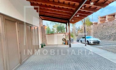 VENTA CASA RESIDENCIAL EL TAPATIO