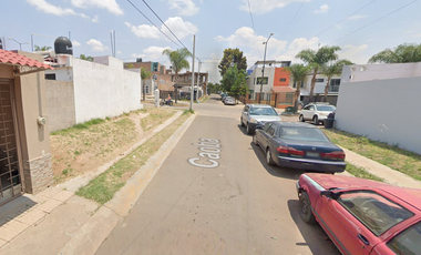 CASA DE RECUPERACIÓN BANCARIA, EN CALLE CAOBA, COL. TIERRA ROJA, ARANDAS, JALISCO. ¡NO CREDITOS!