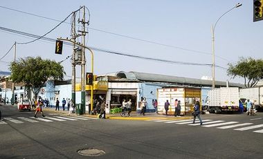 ALQUILO LOCAL COMERCIAL FRENTE AL MERCADO DE MAGDALENA