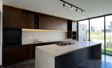 CASA EN VENTA, LOMAS DEL CAMPANARIO NORTE, QUERÉTARO