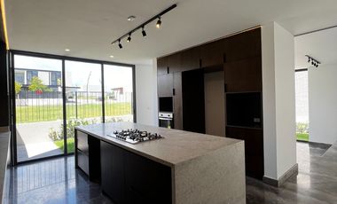 CASA EN VENTA, LOMAS DEL CAMPANARIO NORTE, QUERÉTARO