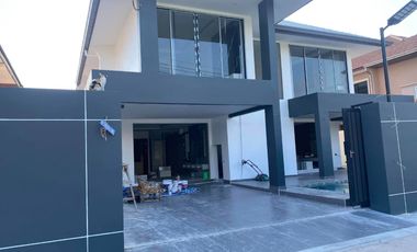 Luxury pool villa near Jomtien Beach, only 700 m.