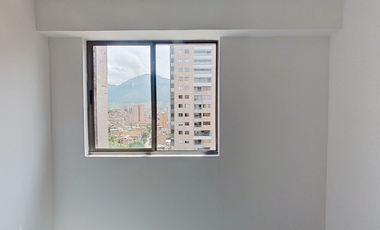 VENTA DE APTO BELLO CERCA AL CC FABRICATO CON PARQUEADERO Y CUARTO UTIL