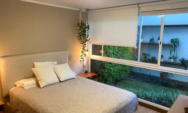 Vendo moderno departamento flat de 156 m2, 3 Dorm.2 cocheras y un depósito en el límite de Lince con San Isidro.US$360,000.00