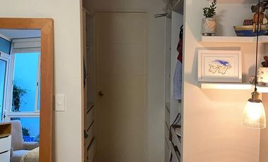 Vendo moderno departamento flat de 156 m2, 3 Dorm.2 cocheras y un depósito en el límite de Lince con San Isidro.US$360,000.00