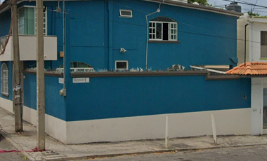 HERMOSA CASA EN REMATE, REVOLUCIÓN, BOCA DEL RÍO, VERACRUZ.