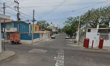 HERMOSA CASA EN REMATE, REVOLUCIÓN, BOCA DEL RÍO, VERACRUZ.