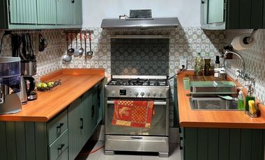 Lindo dpto., 1er. Piso, 3 dorms, 3 baños, 1 estac.