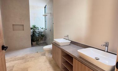 Casa de lujo en venta en Mérida ubicada en la zona del Yucatán country club