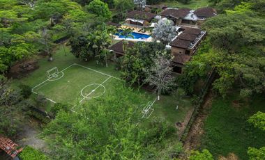 TE BRINDO ESPECTACULAR FINCA PRIVADA EN MANIZALES EL TUNJO LLAMANOS AL3246447768 DISPONIBLE PARA TEMPORADA DE DESCANSO DIAS FESTIVOS Y MUCHO MAS..
