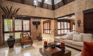 TE BRINDO ESPECTACULAR FINCA PRIVADA EN MANIZALES EL TUNJO LLAMANOS AL3246447768 DISPONIBLE PARA TEMPORADA DE DESCANSO DIAS FESTIVOS Y MUCHO MAS..