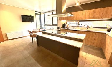 Departamento en Lomas De San Andrés, amplio y de alto estándar