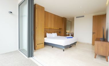 Departamento de lujo con vistas al mar y montañas, frente a playa. Amenidades exclusivas y servicio de resort para una experiencia única