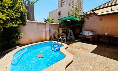 CASA 5 HABITACIONES, 2 BAÑOS CON PISCINA, CALLE SAN IGNACIO, SAN MIGUEL