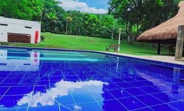 TE ALQUILO ESPECTACULAR FINCA EN COPACABANA LLAMANOS AL3003917098 BIENVENIDOS