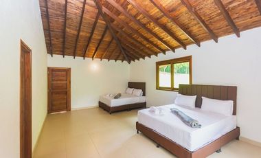 TE ALQUILO ESPECTACULAR FINCA EN COPACABANA LLAMANOS AL3003917098 BIENVENIDOS