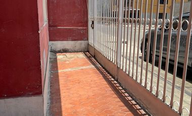 VENTO CASA TERRENO EN URB ZARATE DE 168 M2 Y AREA CONSTRUIDA 250 M2 APROX.
