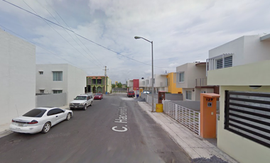 GRAN OPORTUNIDAD DE INVERSIÓN - CASA ECONOMICA EN VENTA - CASA ADJUDICADA – C. Hacienda Aguanueva 131, Hacienda las Bugambilias, 88735 Reynosa, Tamps.