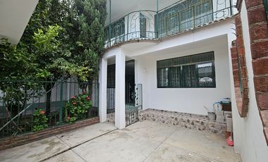 EXCELENTE CASA