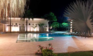 TE ALQUILO AMPLIA Y HERMOSA FINCA SOLANYI LLAMANOS AL3003945558 DISPONIBLE PARA COMPARTIR TUS FECHAS ESPECIALES!!