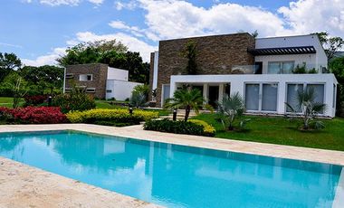 ALQUILO FINCA EL SOL EN PIEDECUESTA LLAMANOS AL3246418600 TE ESPERAMOS VEN A DISFRUTAR