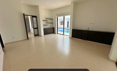 Casa en el condominio hacienda la primavera