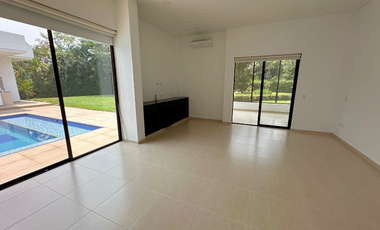 Casa en el condominio hacienda la primavera