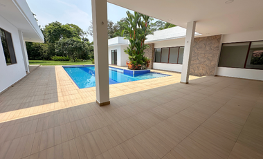 Casa en el condominio hacienda la primavera