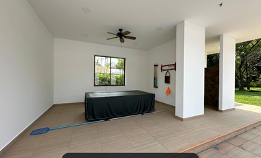 Casa en el condominio hacienda la primavera