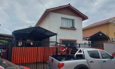 CASA AISLADA 2 PISOS, EL SAGRADO 146, REMANSO, LAMPA JUAN DE DIOS SALAS, C. LA CAPILLA, CENTRO DE LAMPA