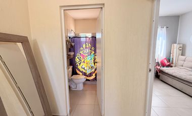 Casa en venta en Alta California, dentro de coto