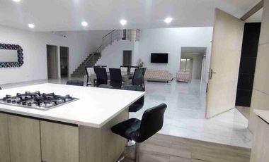 SE VENDE FINCA LUJOSA EN CERRITOS PEREIRA