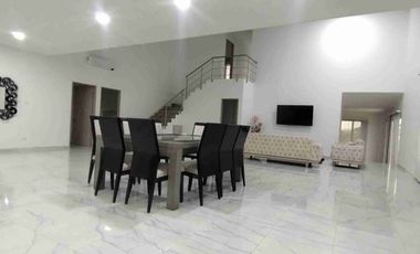 SE VENDE FINCA LUJOSA EN CERRITOS PEREIRA