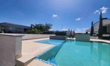 SE VENDE FINCA LUJOSA EN CERRITOS PEREIRA