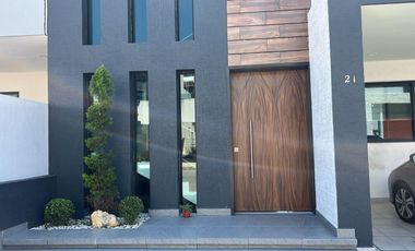 CASA 4 RECÁMARAS 1 EN PB, $ 3,650,000, CON CELDAS SOLARES, AIRE ACONDICIONADO,  LOMAS RESIDENCIAL POZA RICA, VERACRUZ.