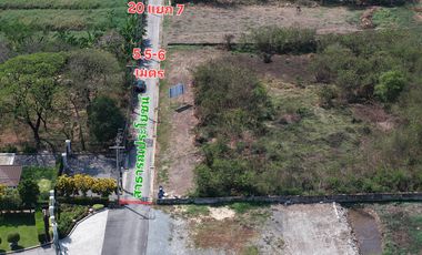 Perfect Land for your Dream Home!! 1 Rai 1 Ngan 62 Sq.Wah Land for SALE at Krungthep Kreetha 20 Soi 7, Near both Brighton & Wellington International S