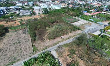 Perfect Land for your Dream Home!! 1 Rai 1 Ngan 62 Sq.Wah Land for SALE at Krungthep Kreetha 20 Soi 7, Near both Brighton & Wellington International S