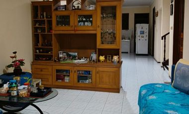 Rumah 2 Lantai Siap Huni Di Jl. Asem Jakarta Barat Dekat Central Park,Taman Anggrek,UNTAR,UKRIDA Dan Tol Dalam Kota