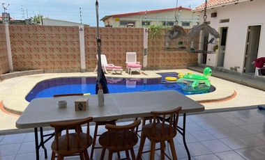 Venta de Casa cerca del mar, urbanización Costa de Oro, Salinas Ecuador
