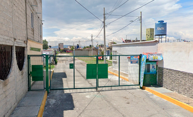 CASA EN PRIVADA RETANA, ARBOLADA LOS SAUCES, ZUMPANGO, ESTADO DE MÉXICO ¡NO CRÉDITOS!