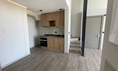 SE ARRIENDA GRAN DUPLEX CON VISTA PANORAMICA 2D2B - METRO INES DE SUAREZ