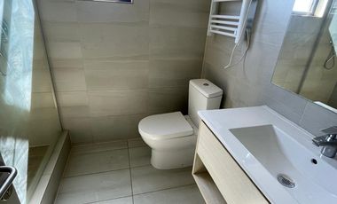 SE ARRIENDA GRAN DUPLEX CON VISTA PANORAMICA 2D2B - METRO INES DE SUAREZ